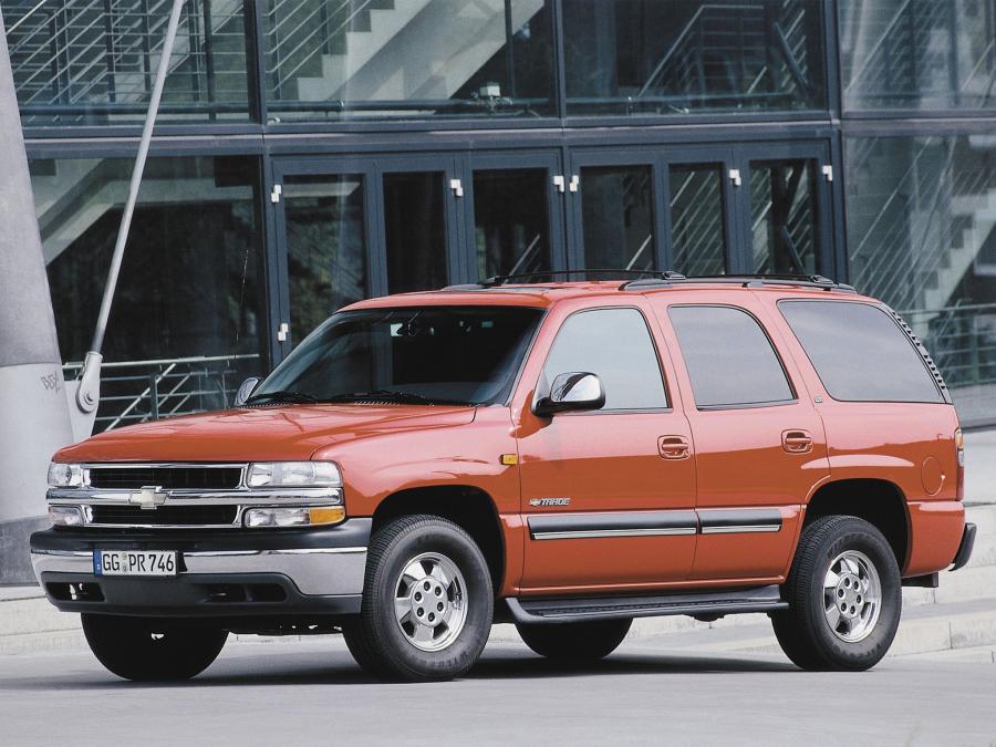  Chevrolet Tahoe 2000 года  (EU) (фото 15 из 23)